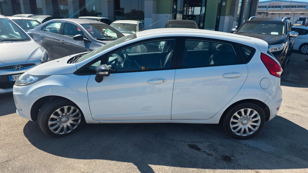 Ford Fiesta Fiesta+ 1.4 TDCi 68CV 5 porte