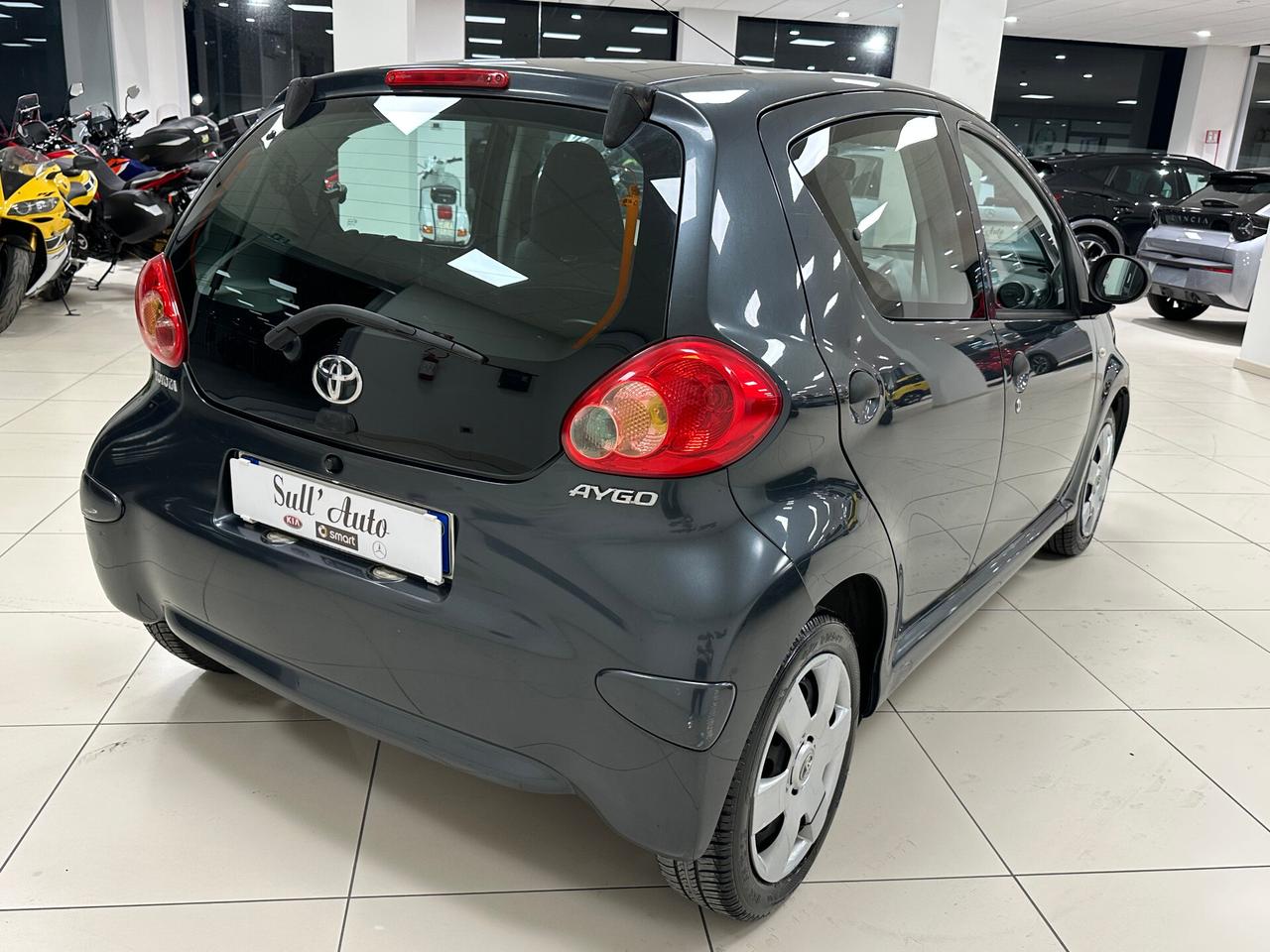 Toyota Aygo X 1.0 VVT-i 72 CV 5 porte Lounge 2009