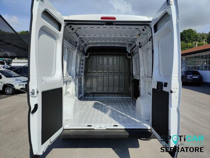 Peugeot Boxer 335 2.2 bluehdi 140cv S&S L2H2 (Premium)