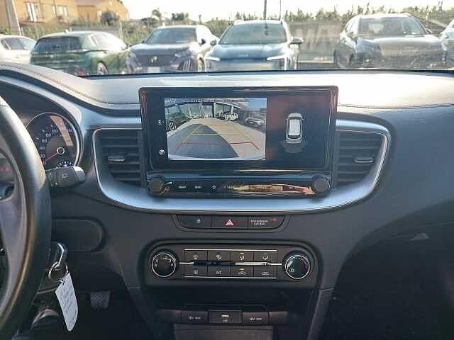 Kia Ceed 1.6 CRDi 136 CV MHEV iMT SW Business Class