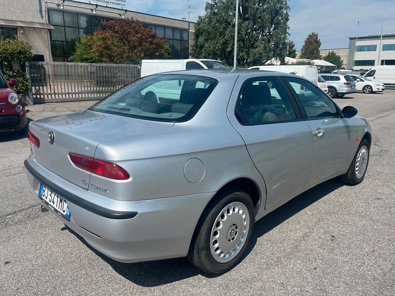 Alfa Romeo 156 1.6i 16V Twin Spark cat Distinctive