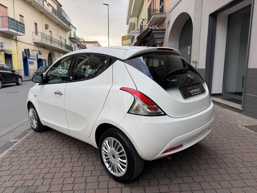 lancia ypsilon 1.2 gpl certificata uniproprietario