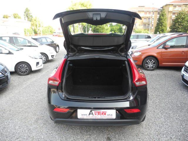 VOLVO V40 D2 1.6 D Kinetic - OK NEOPATENTATI - UNICO PROPR.
