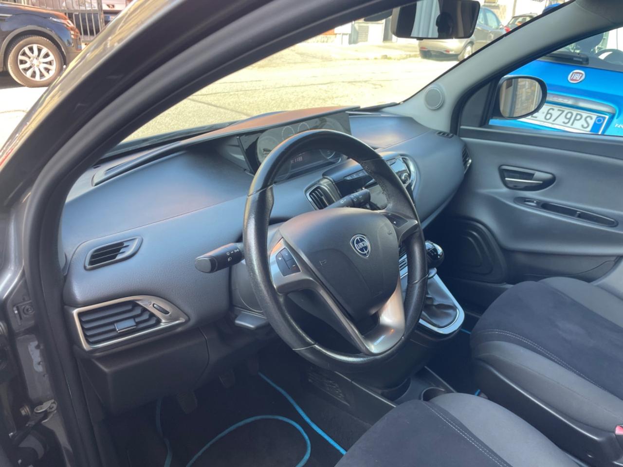 Lancia Ypsilon 1.2 69 CV 5 porte GPL Ecochic Gold