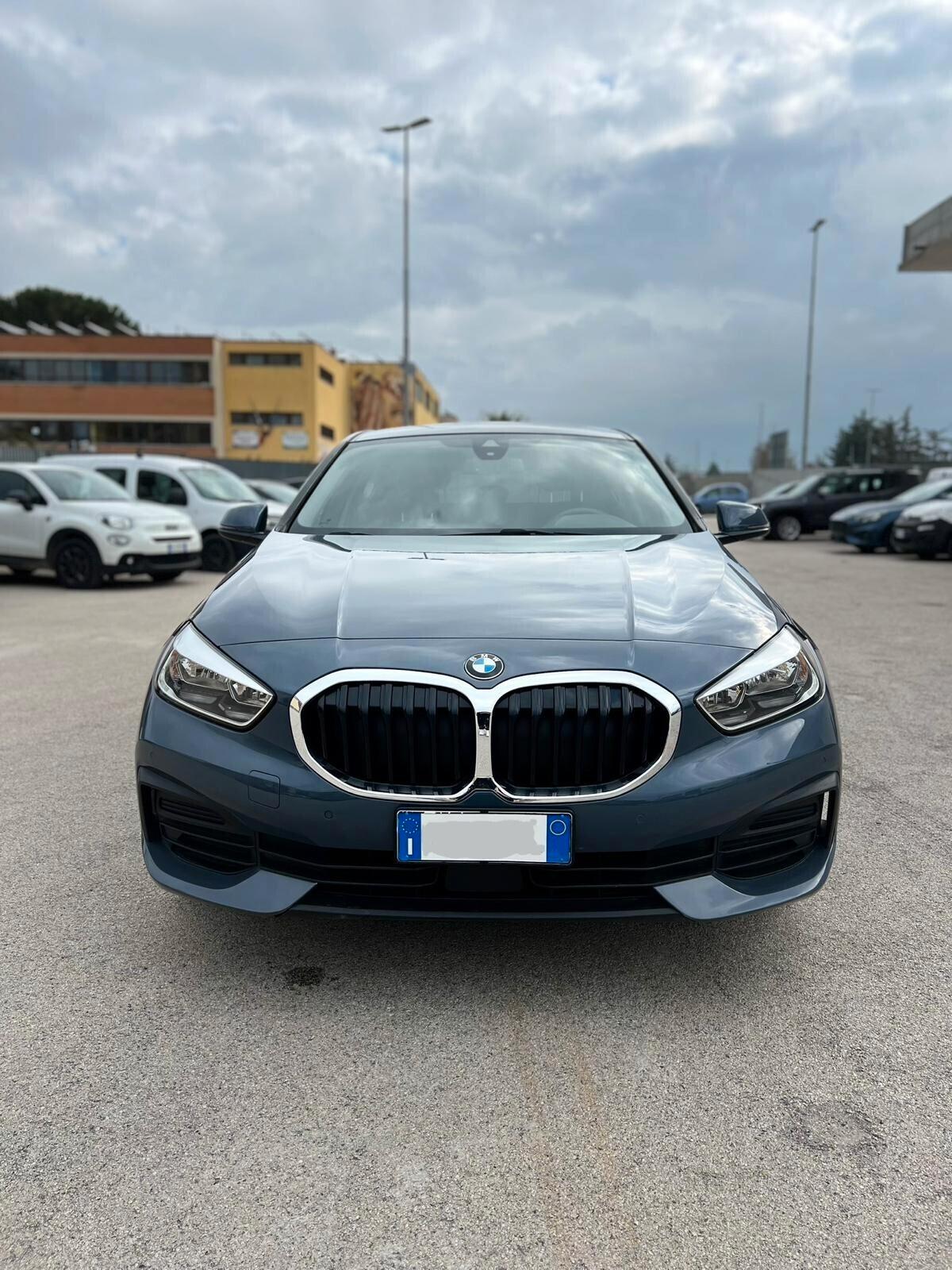 Bmw 116 116d 5p. Business Advantage