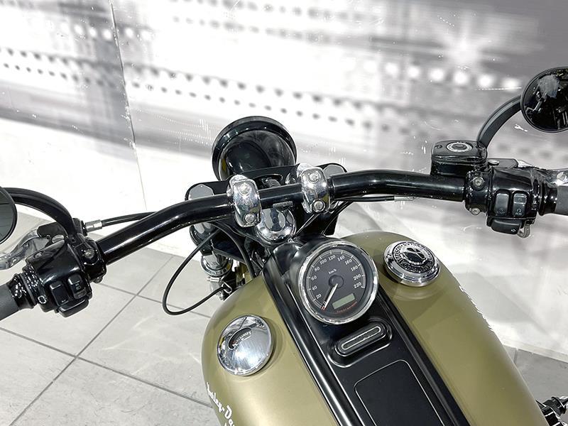 Harley Davidson FXCW Softail Rocker