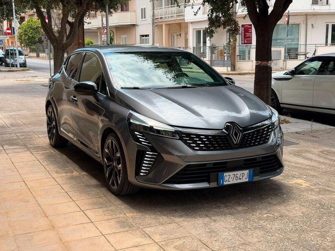 Renault Clio ECO-G 100 CV 5 porte Techno