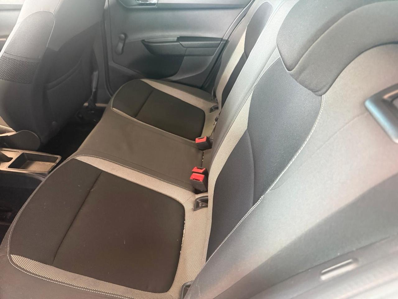 Skoda Fabia 1.0 MPI 60 CV Design Edition