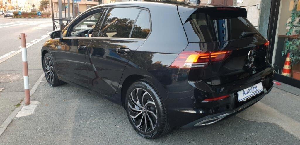 Volkswagen Golf 2.0 TDI 150 CV DSG SCR Style AZIENDALE 11.000 KM