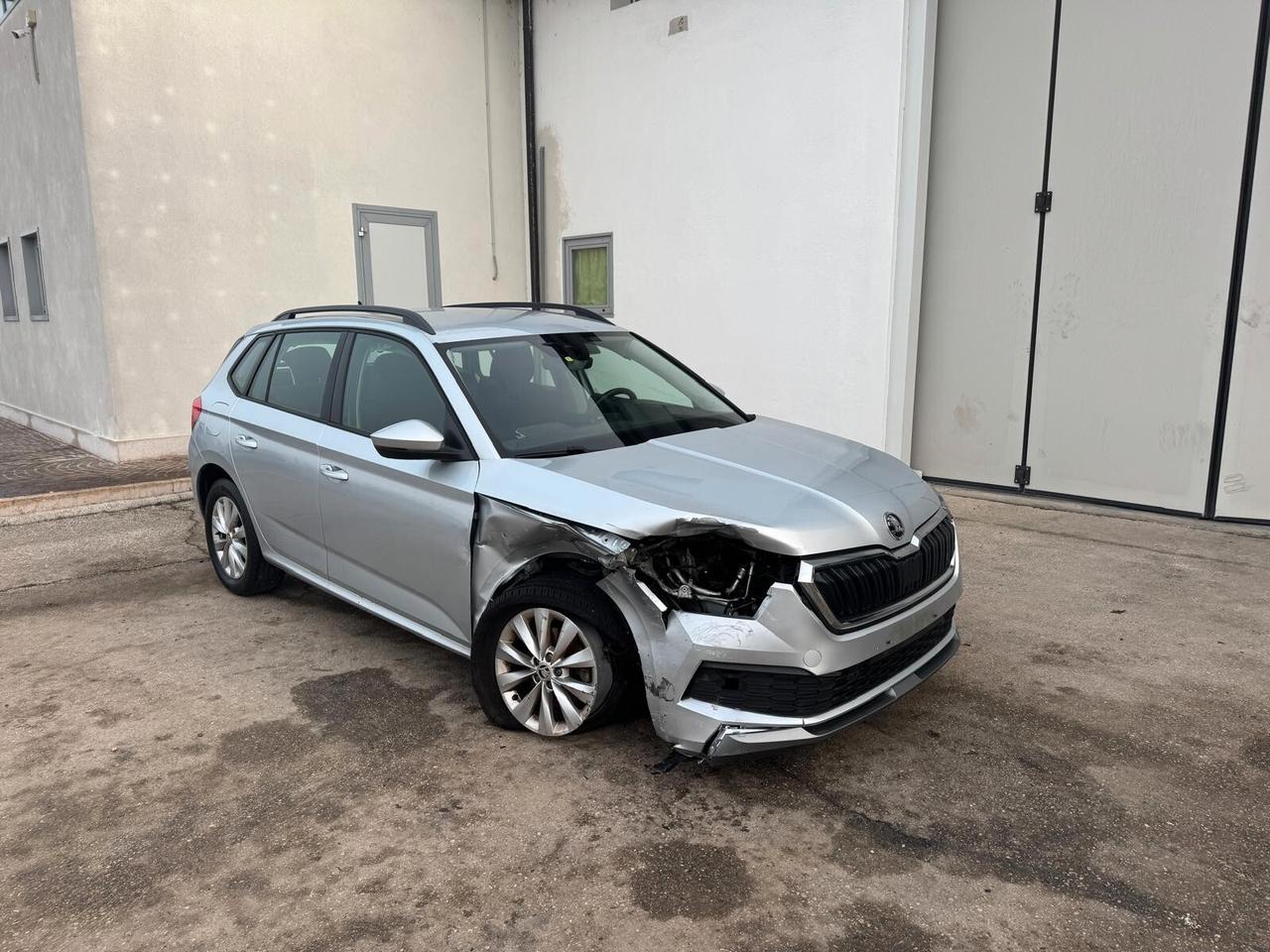 Skoda Kamiq 1.0 tsi 110cv START INCIDENTATA