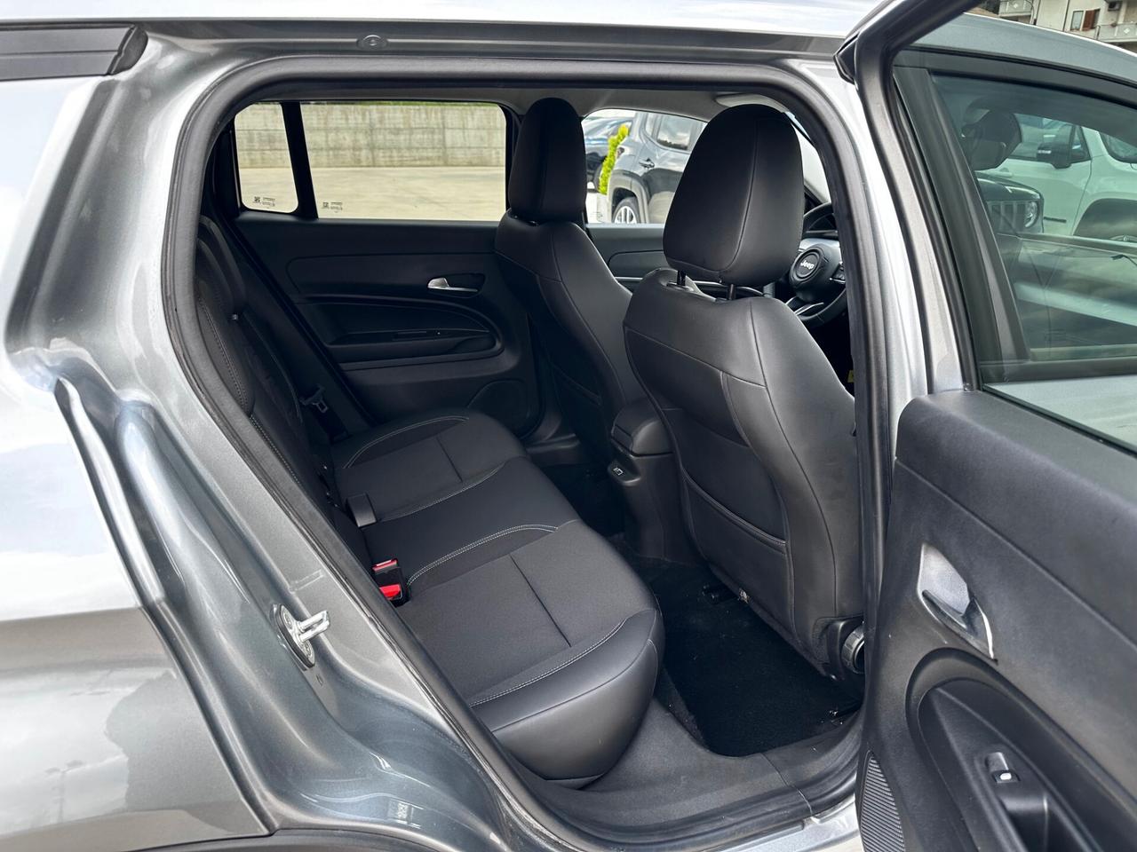 Jeep Avenger 1.2 Turbo 100 CV Summit