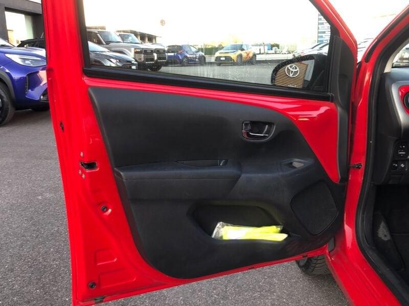 Toyota Aygo 1.0 VVT-i x-play