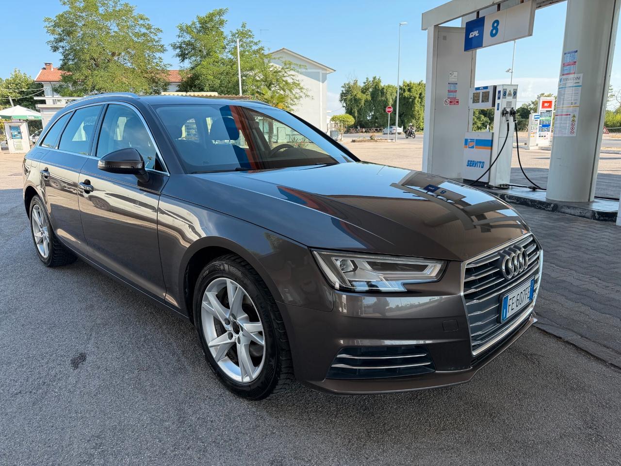 Audi A4 Avant 2.0 TDI 150 CV Business Sport