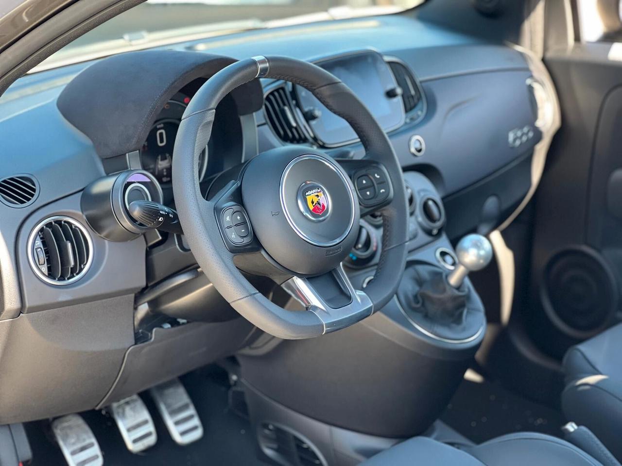 Abarth 595 C 1.4 Turbo T-Jet 165 CV