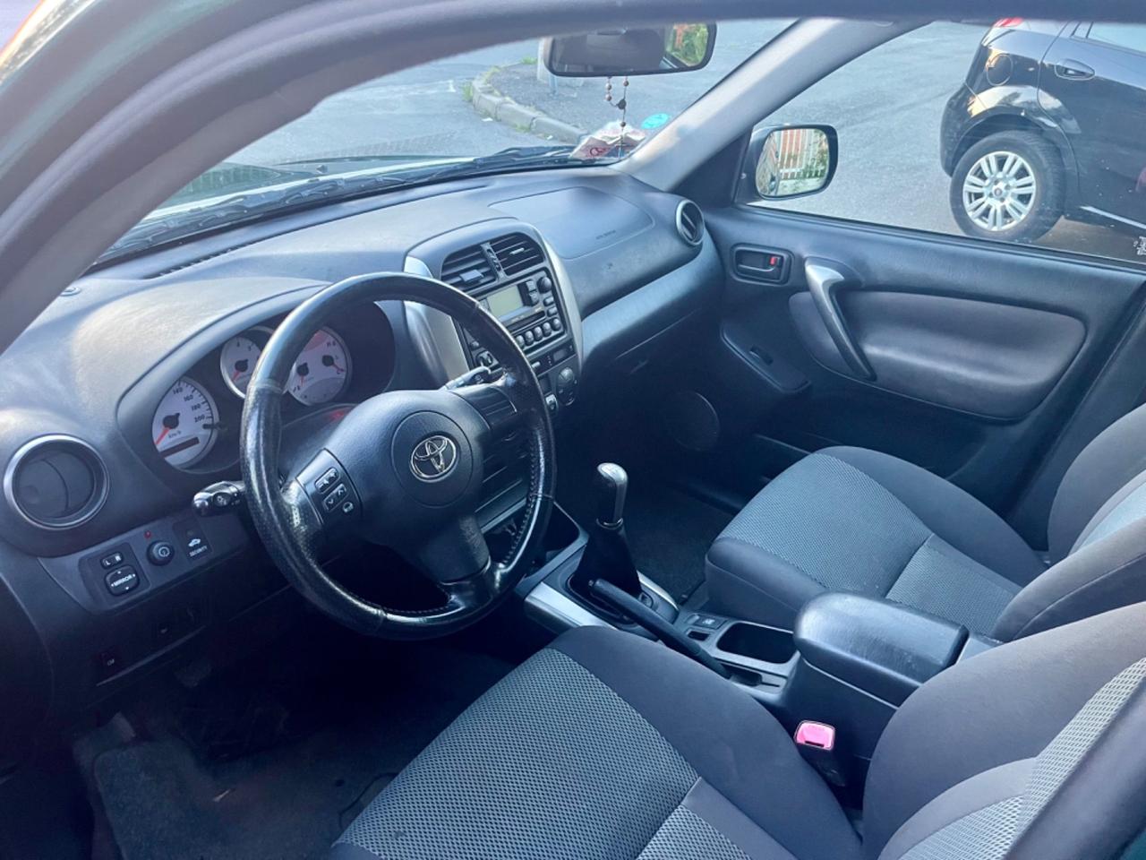 Toyota RAV 4 RAV4 2.0 Tdi D-4D cat 5 porte Sol