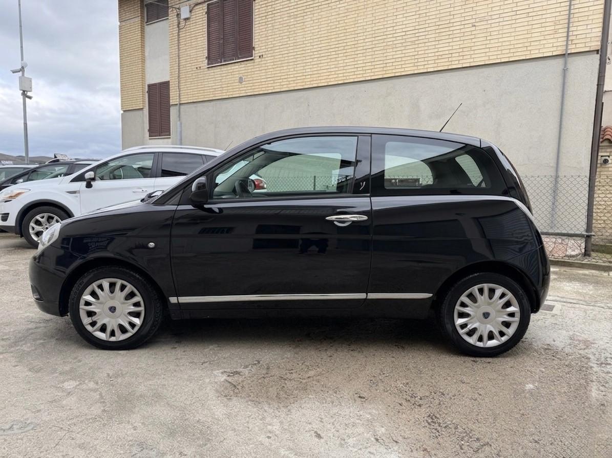 Lancia Ypsilon 1.2 69 CV 2011
