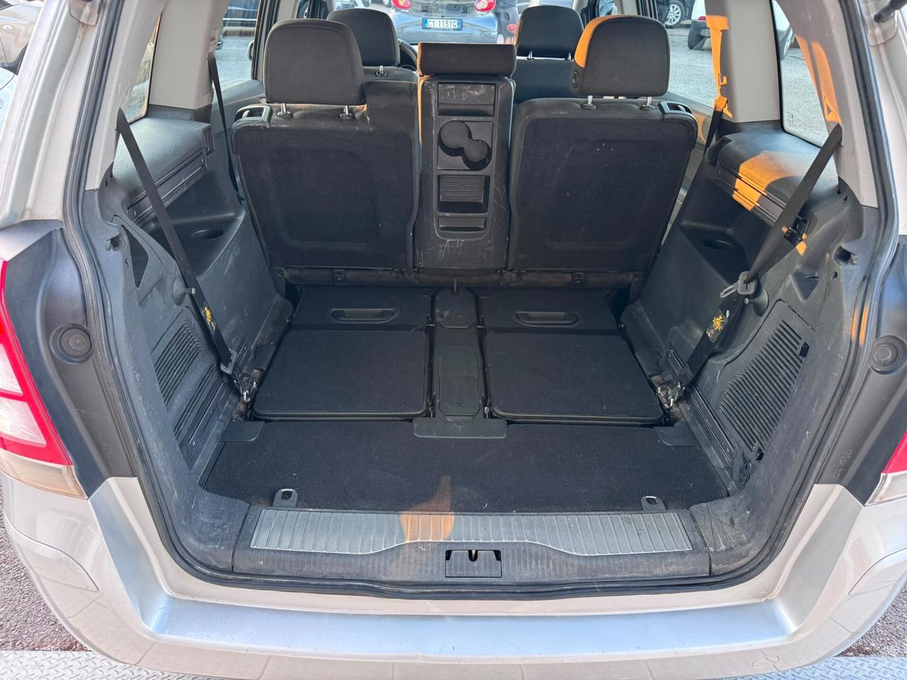 Opel Zafira 1.6 16V ecoM 94CV Cosmo