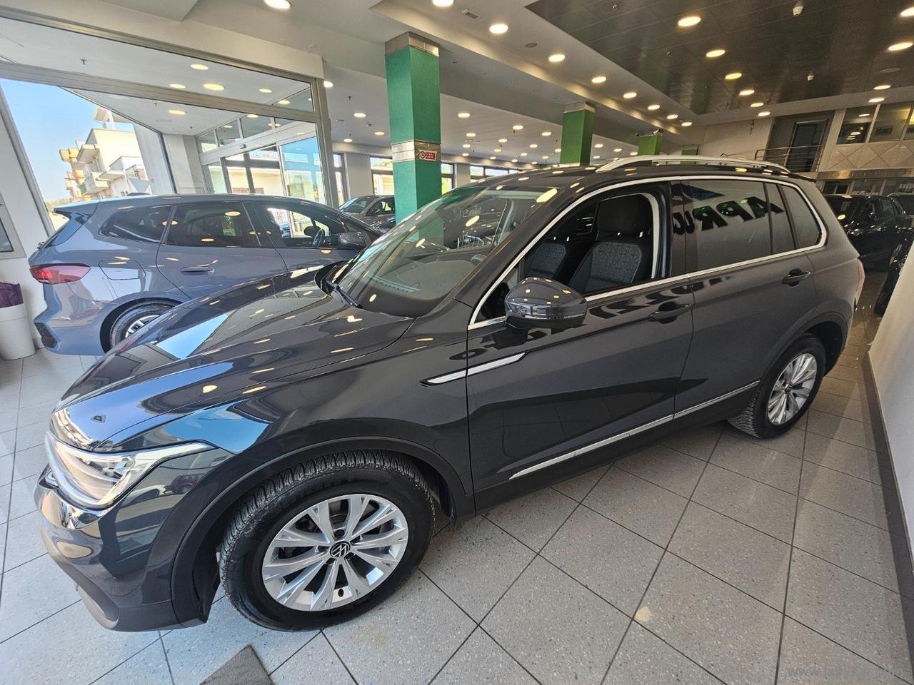 VOLKSWAGEN Tiguan 2.0 TDI 150CV SCR DSG Life