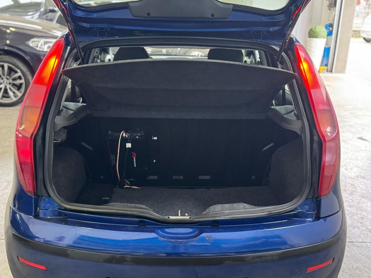 Fiat Punto 1.2 5 porte BENZINA OK NEOPATENTATI