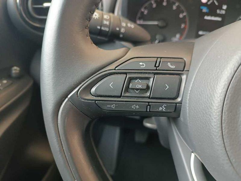 Toyota Yaris 4ª serie 1.0 5 porte Active