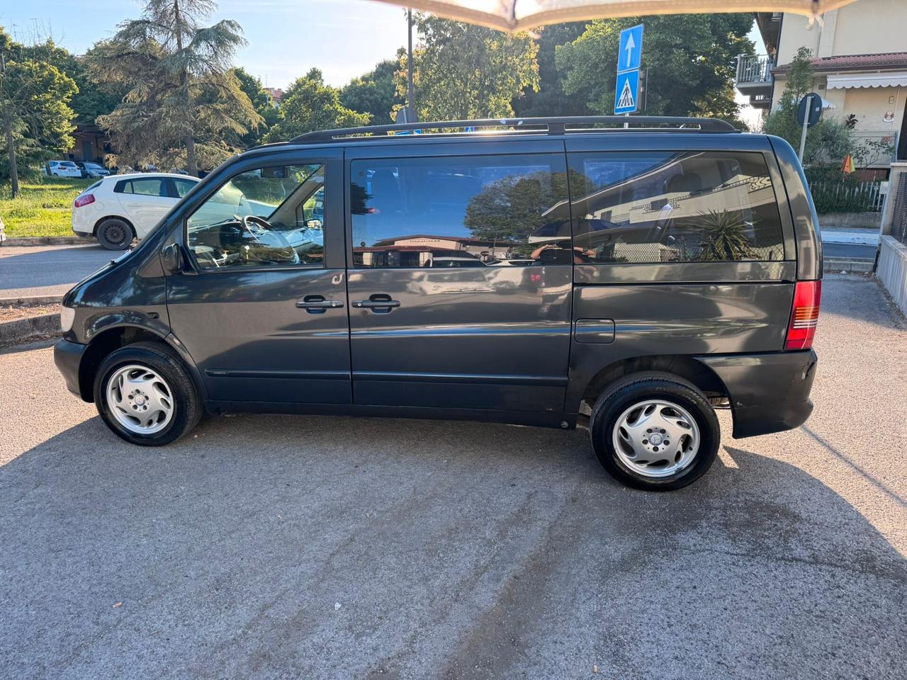 Mercedes-benz V 220 CDI cat Ambiente