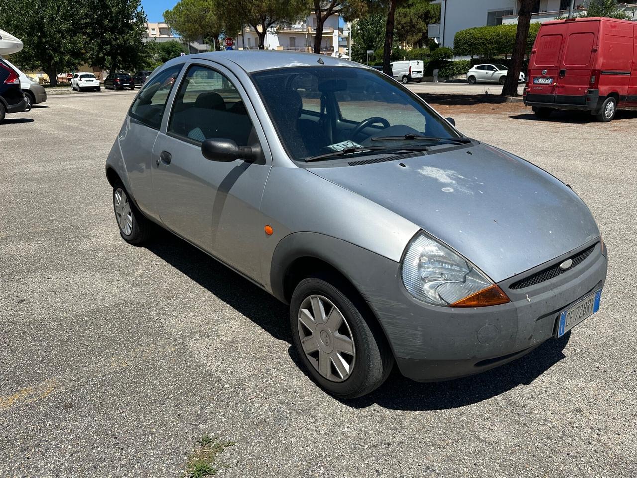 Ford Ka 1.3 benzina neopatentati 2003