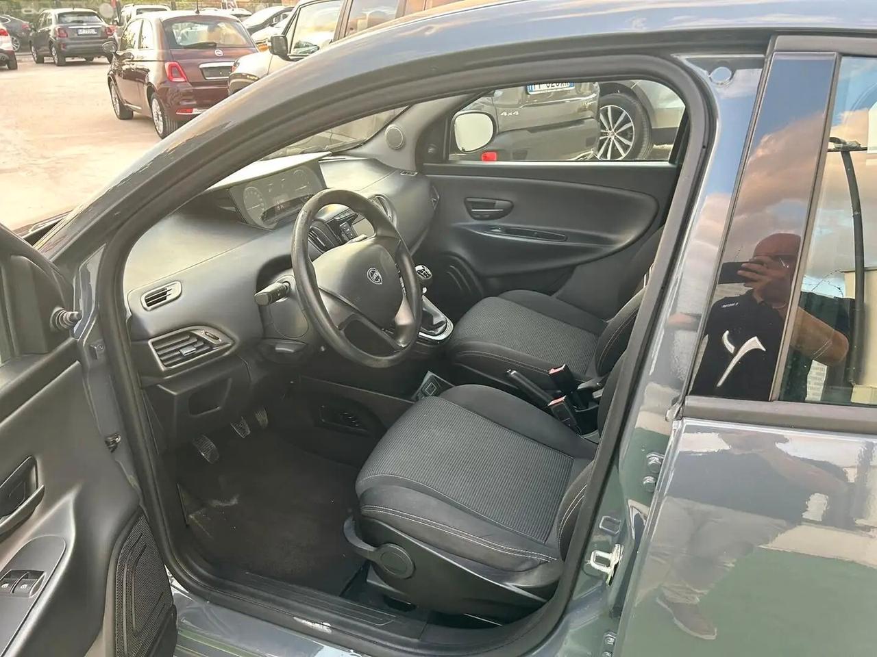 Lancia Ypsilon 1.2 Gold ecochic Gpl 69cv my16