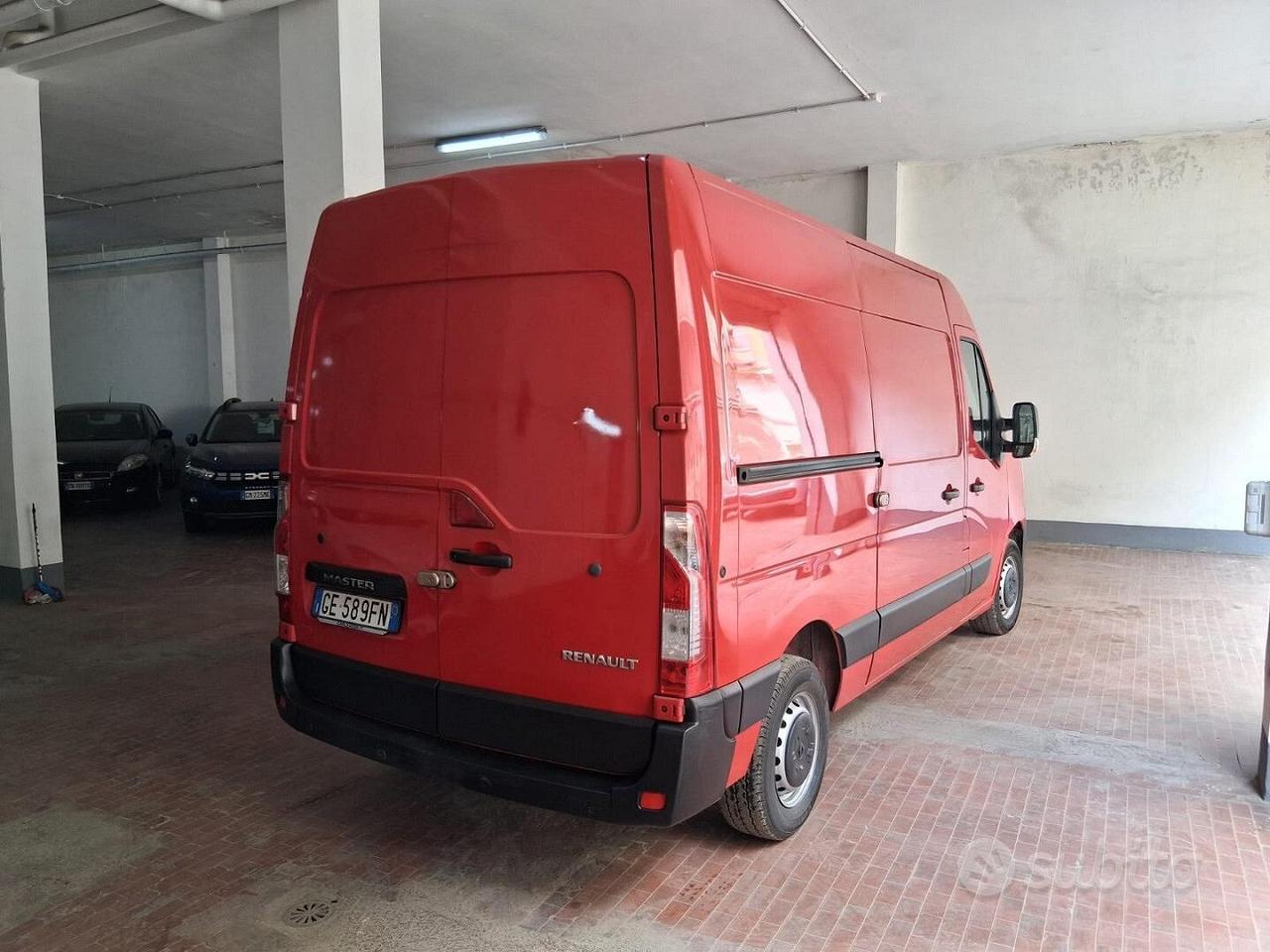 Renault Master T35 2.3 dci 135cv PM-TM