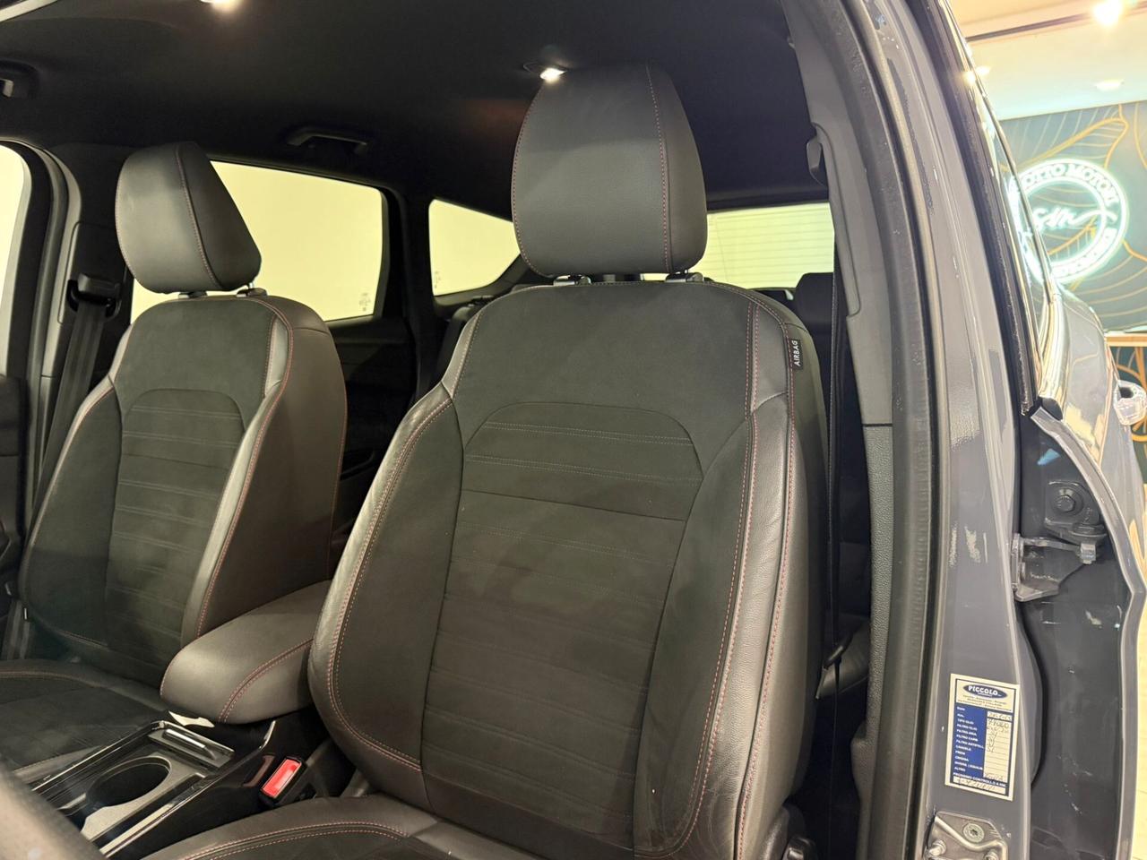 Ford Kuga 2.0 Tdci 120CV ST Line 90.000 KM