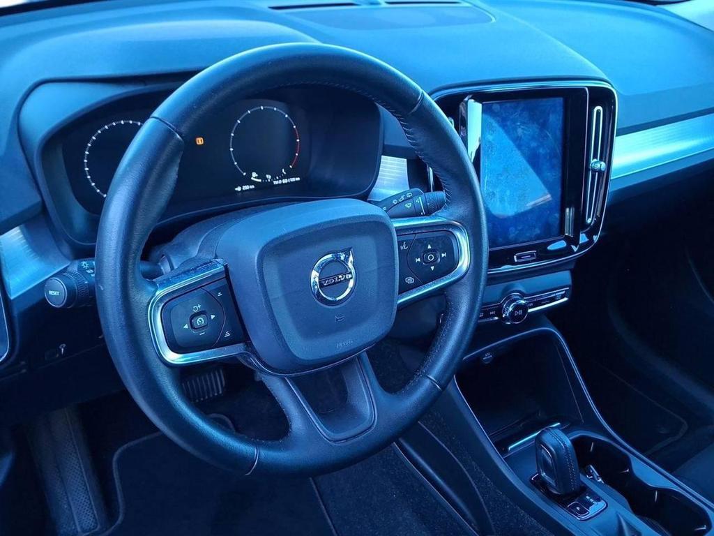 Volvo XC40 2.0 D3 Momentum AWD Geartronic