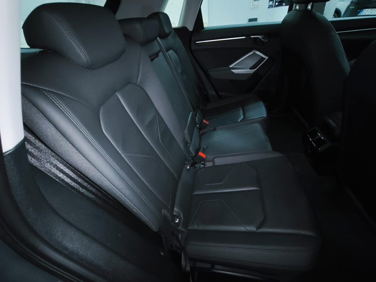 Audi Q3 35TDI 150cv S-Tronic Business