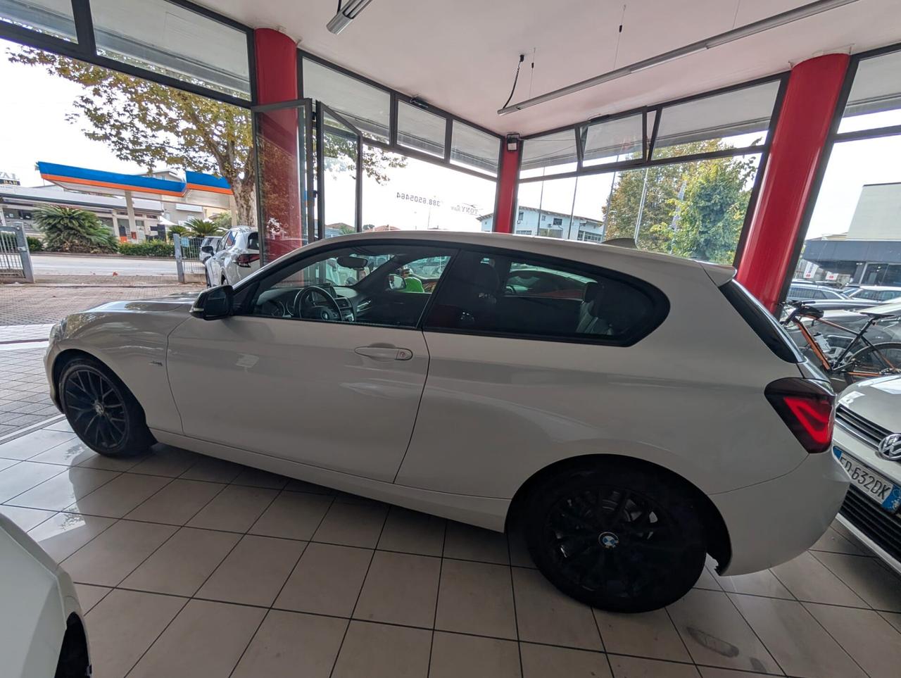 Bmw 116 116d 3p. Urban