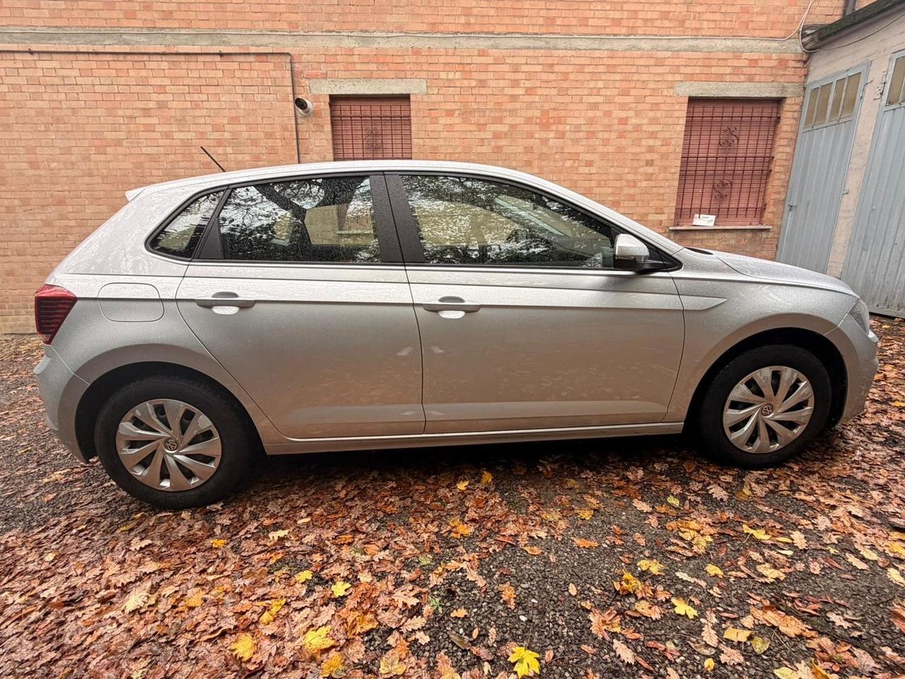 Volkswagen Polo Comfortline 1.0 MPI EVO #8082