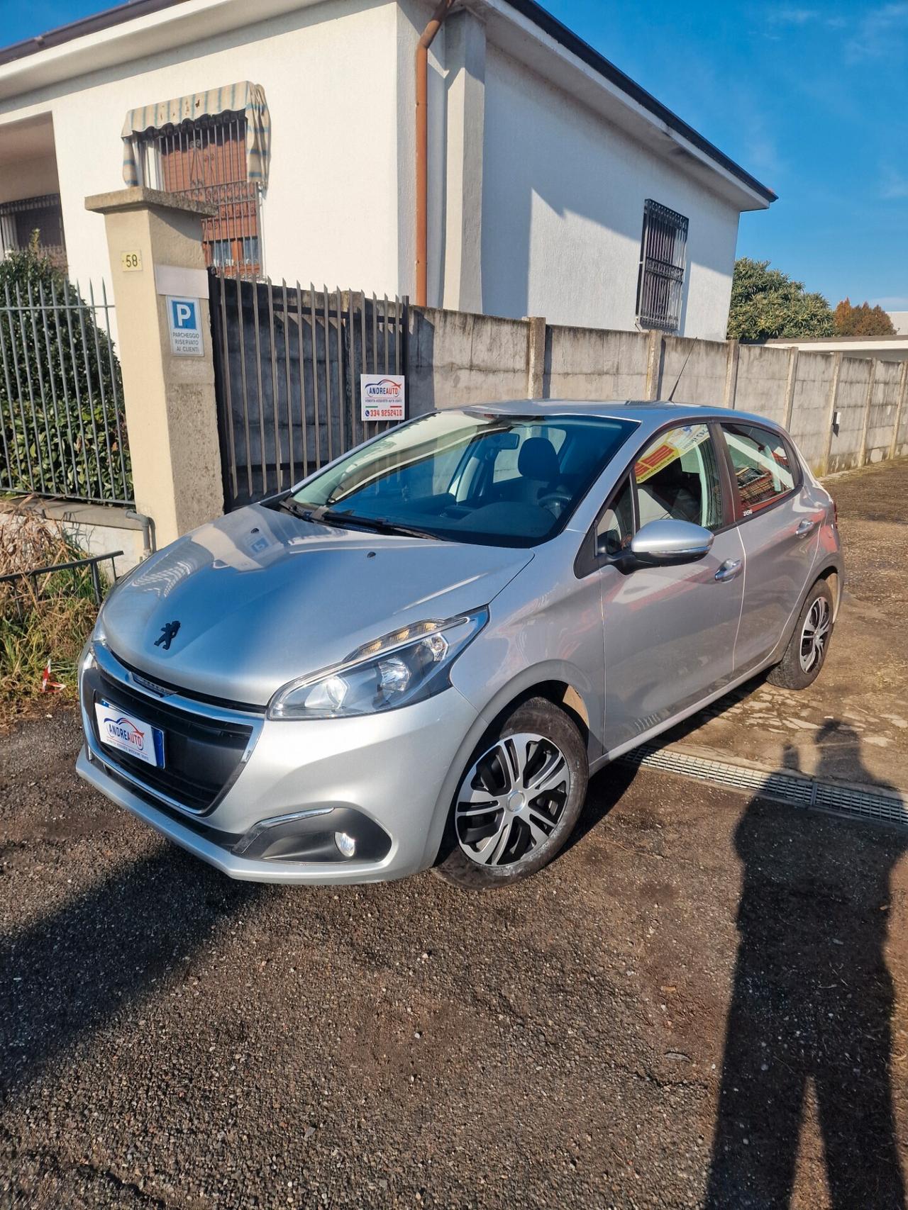 Peugeot 208 PureTech 82 5 porte Access