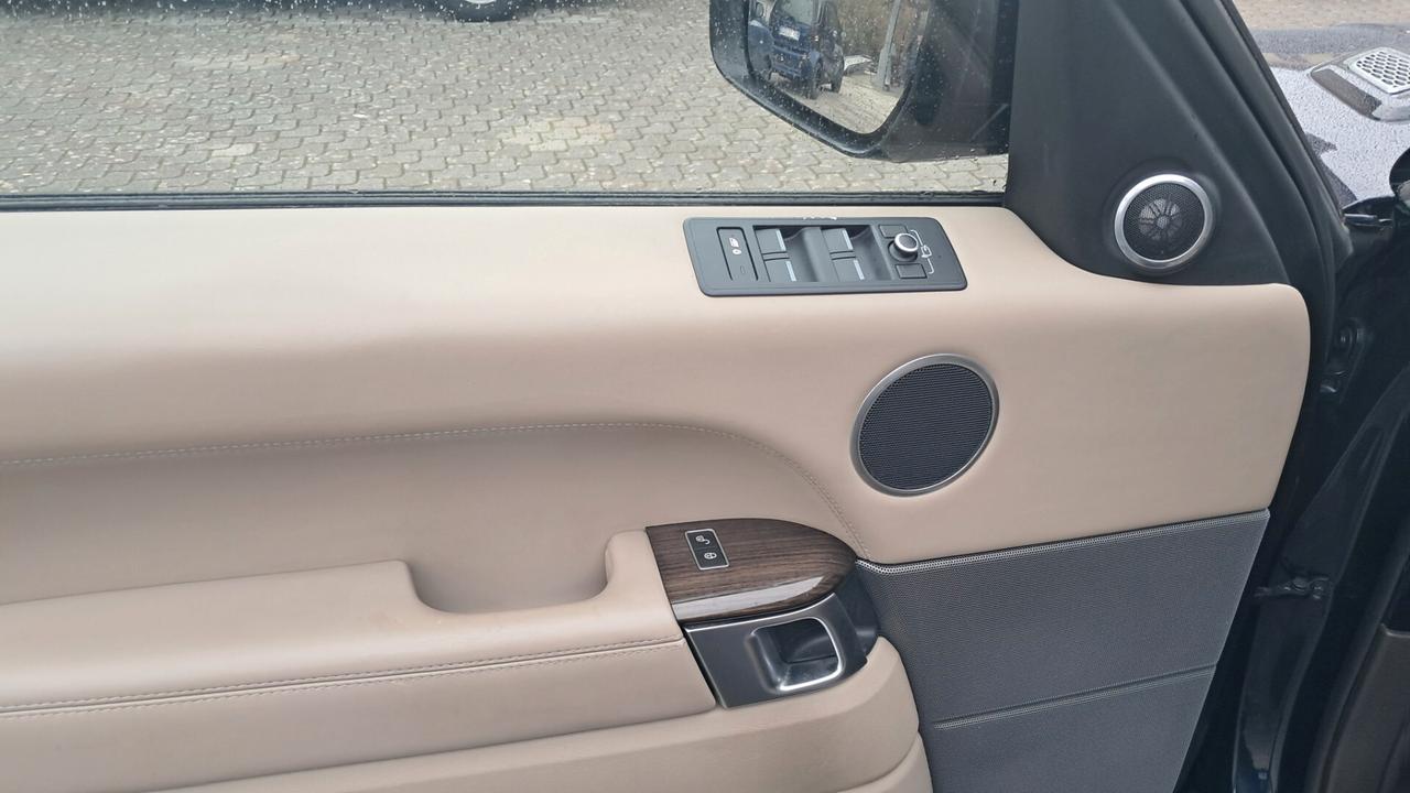 Land Rover Range Sport 3.0 SDV6 HSE Dynamic