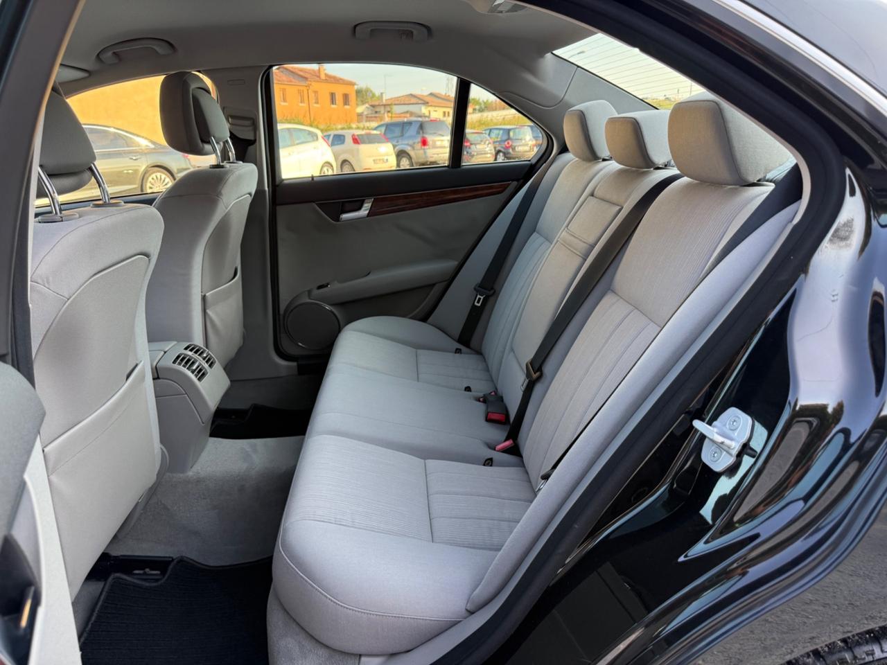 Mercedes-benz C 220 CDI Eleg. Automatico