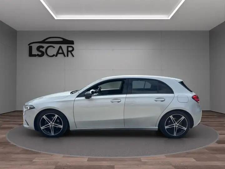 Mercedes-Benz A 180 d Sport auto~Unipro
