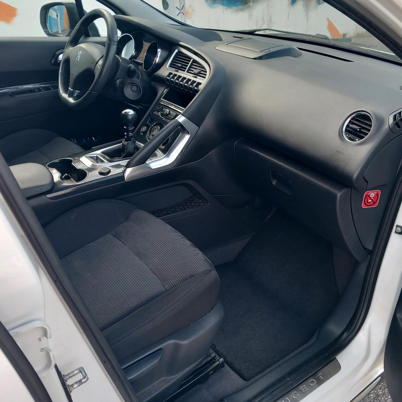 Peugeot 3008 2.0 HDi 110CV Business