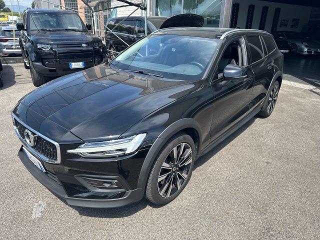 VOLVO V60 Cross Country B5 AWD Geartronic Business Pro MY 21