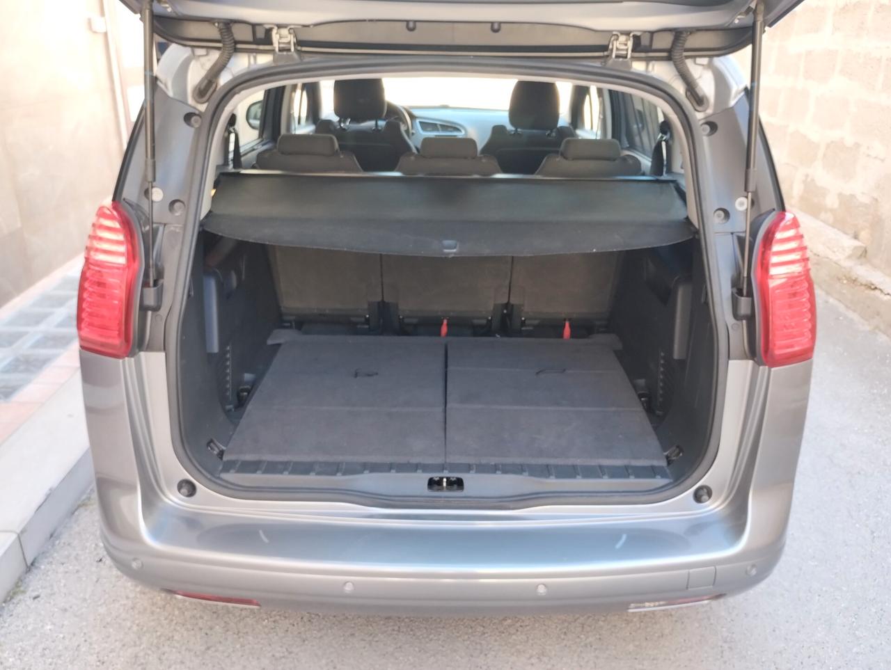 Peugeot 5008 BlueHDi 115cv SeS Business 7 posti
