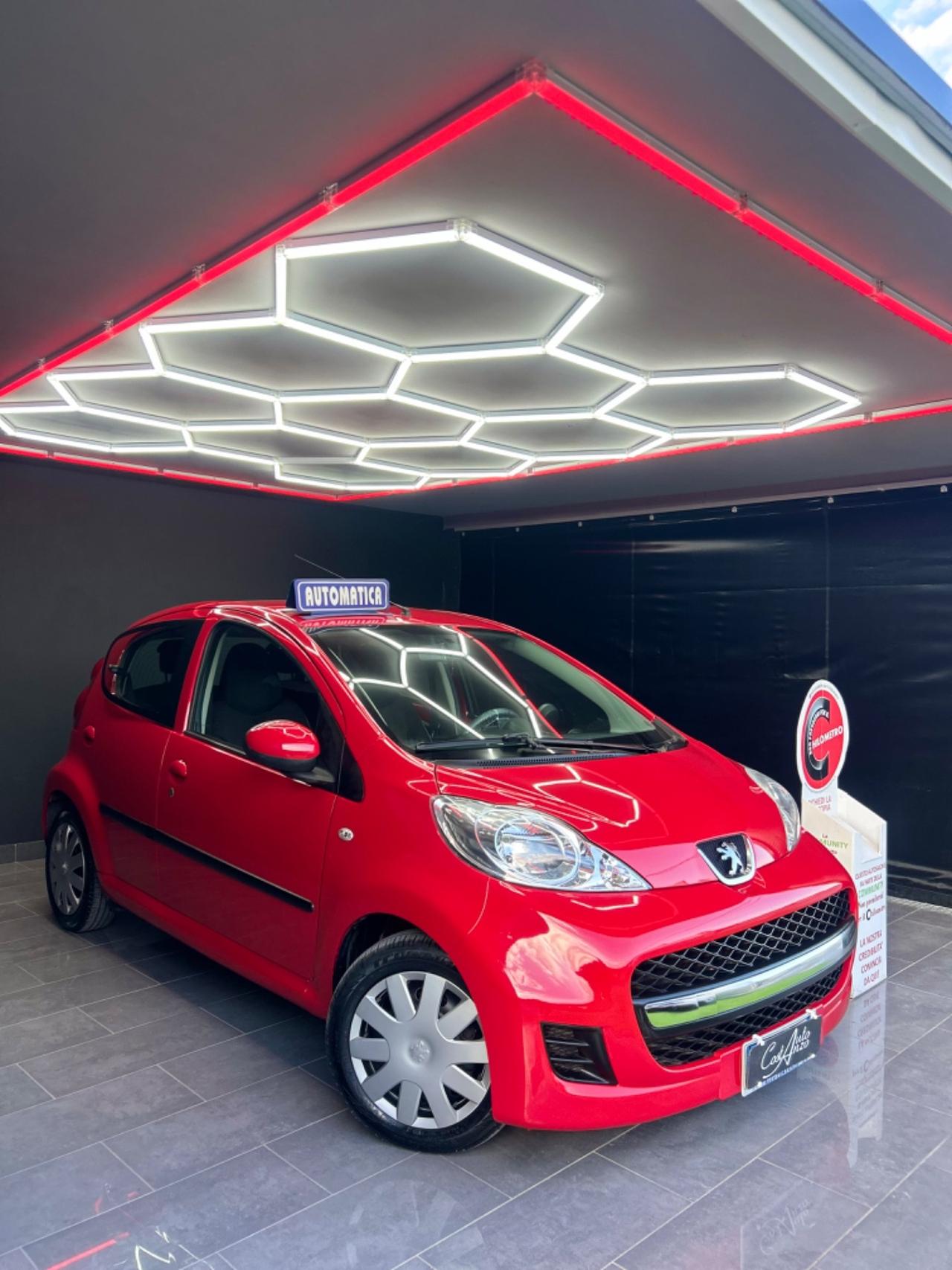 Peugeot 107 1.0 Benz. Sweet Years 2Tronic 2010
