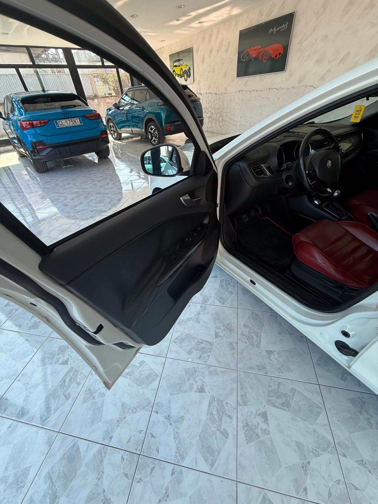 Alfa Romeo Giulietta 1.4 Turbo GPL MultiAir Distinctive