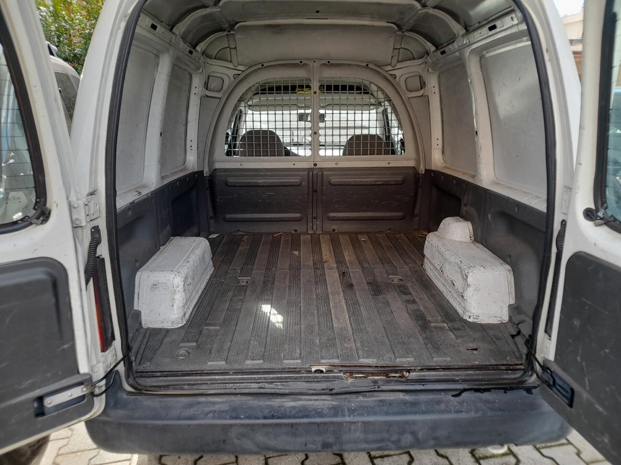 Seat INCA 1.9 GASOLIO anno 2000