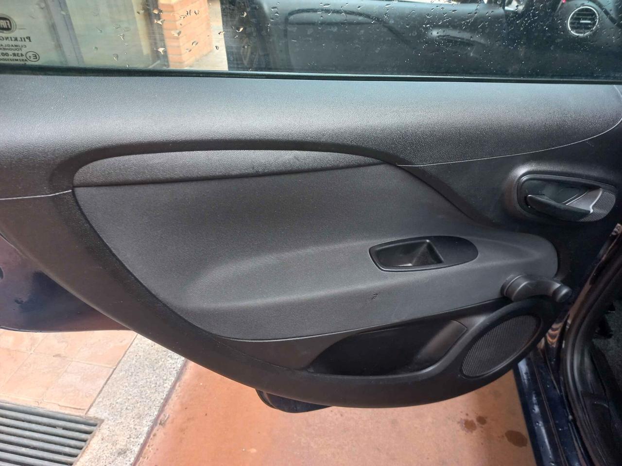 Fiat Punto 1.4 8V 5 porte Easypower Lounge