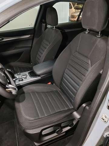 Alfa Romeo Stelvio 2.2d 160cv Sprint LED+Navi+Palette al Vol.+Camera