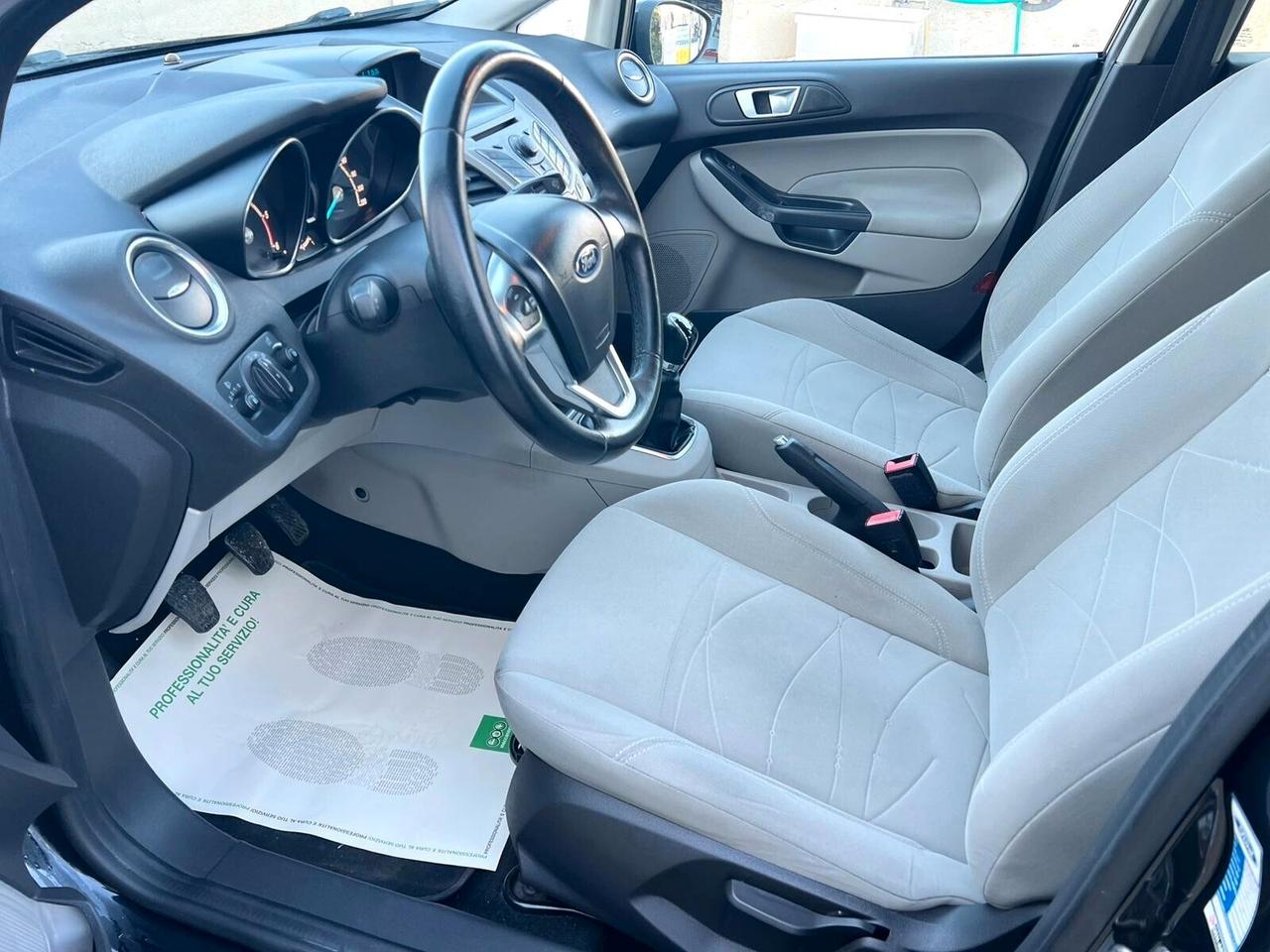 Ford Fiesta 1.5 TDCi 75CV 5 porte Titanium