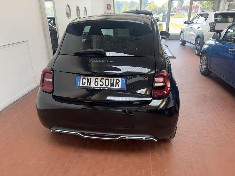 Abarth 500e TURISMO con FINANZIAMENTO