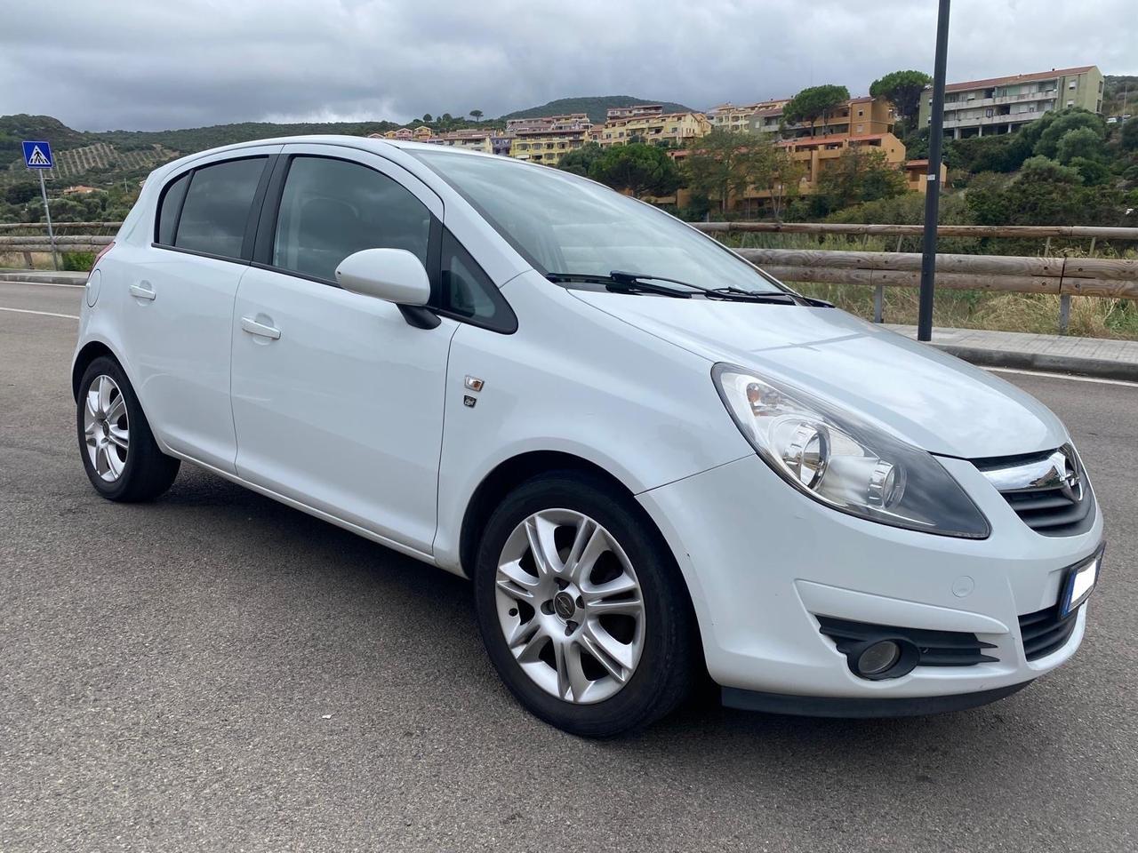 OPEL CORSA 1.3 CDTI MOLTO BELLA GUARDA
