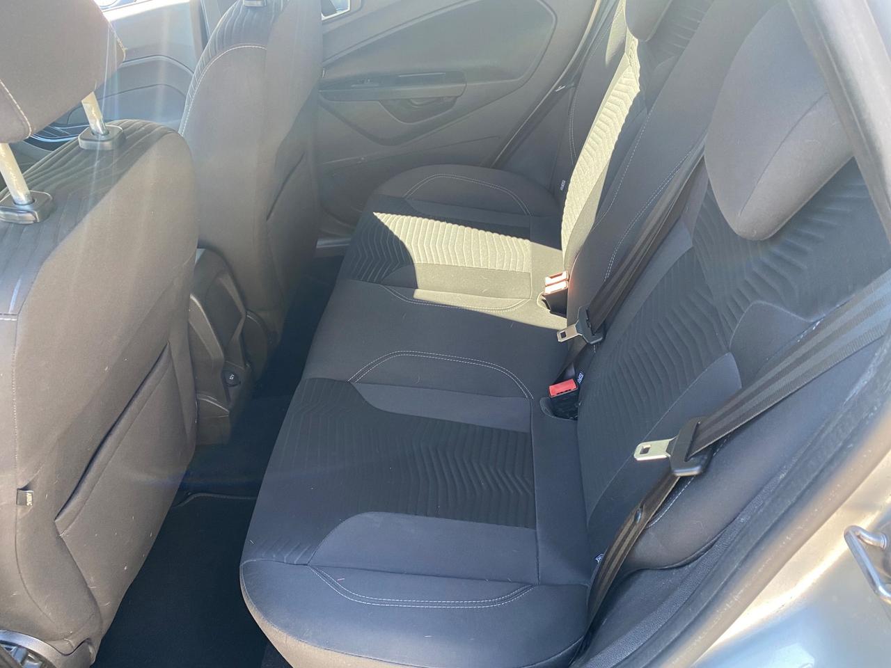 Ford Fiesta 1.6 TDCi 95CV 5 porte ok neopatentati