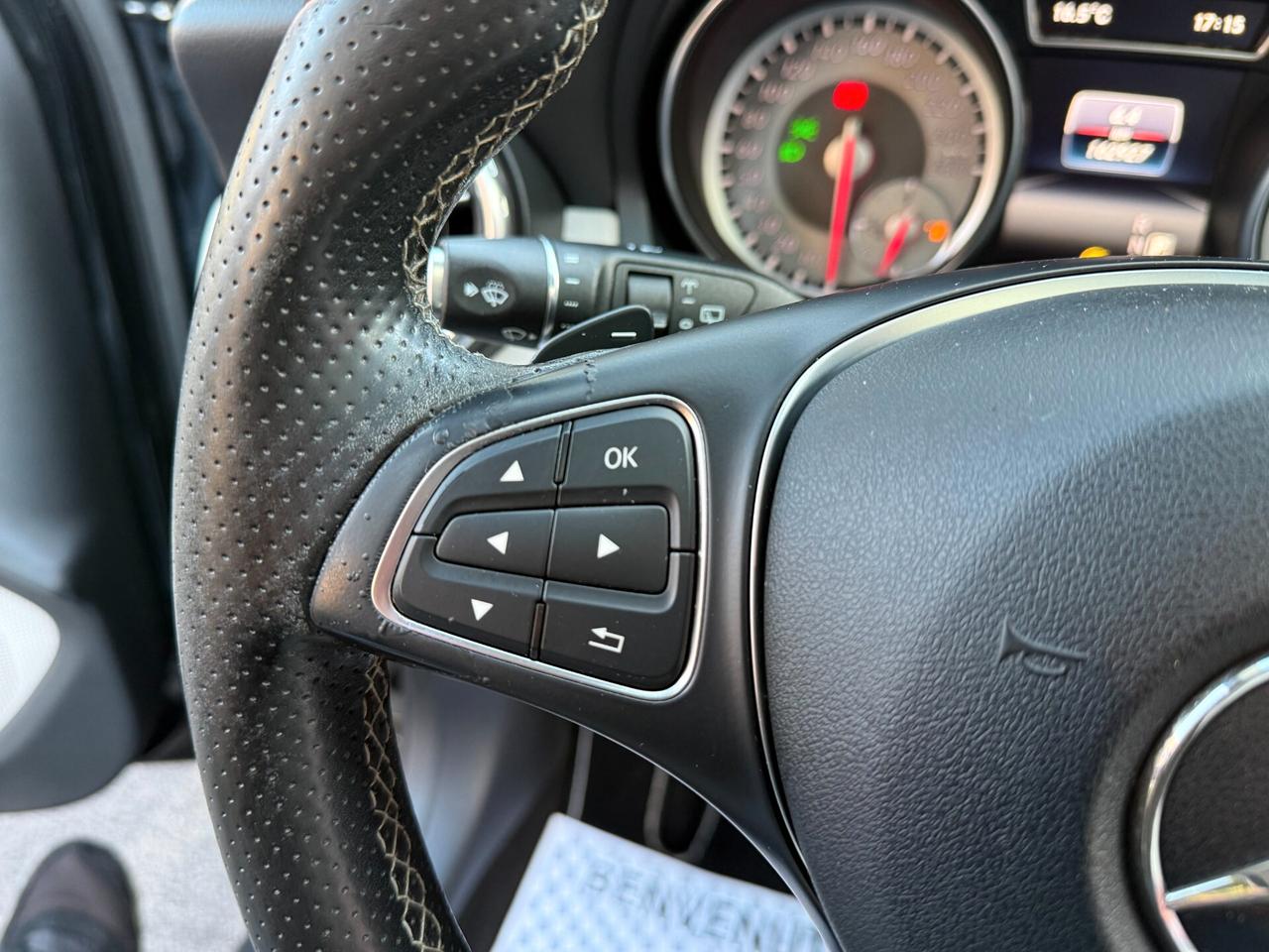 Mercedes GLA 200 d Autom Enduro *TETTO - 2016